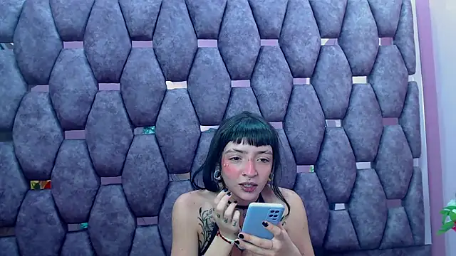 Samantha Smiith online show from February 26, 6:58 am