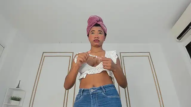 ashley lemus online show from February 21, 12:28 pm