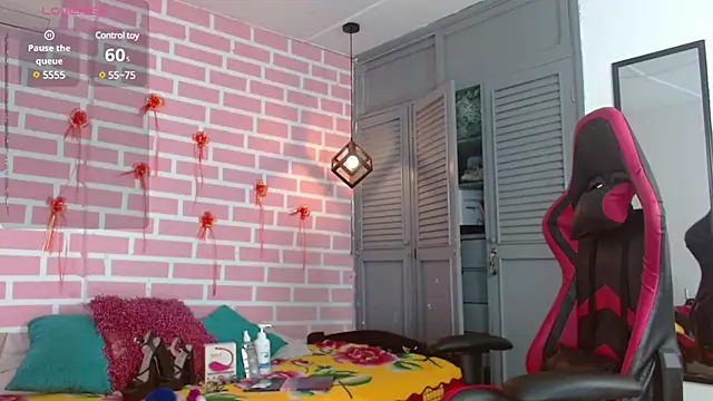 analus-01 online show from March 8, 3:28 am