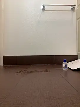 UtopianMisfit1 online show from February 11, 6:40 am