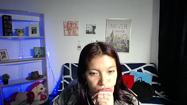 Sian  1 online show from December 18, 12:29 pm