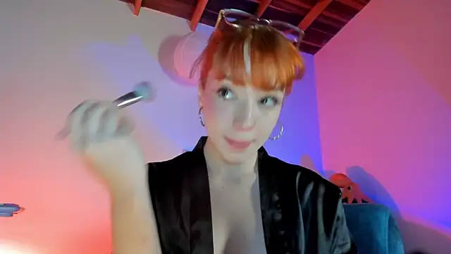 sweeet peach online show from April 16, 1:39 am