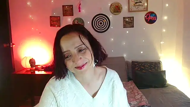 catalinamommyx online show from July 15, 11:43 pm
