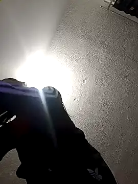 Bonny Klote online show from March 3, 2:48 pm