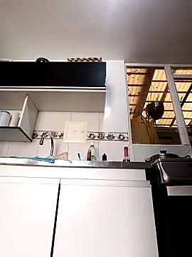 Bonny Klote online show from October 27, 2:43 pm