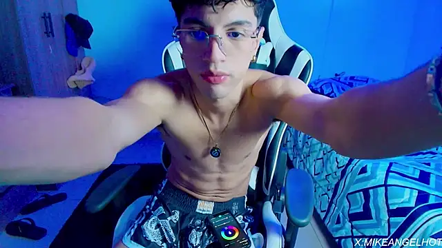 Angelligth online show from April 1, 3:40 am