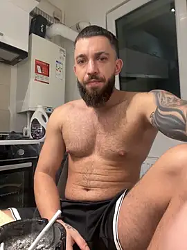 Snapshot of LoveIsBlind_ chatting on October 19, 2:45 am LoveIsBlind  online show from October 19, 2:45 am