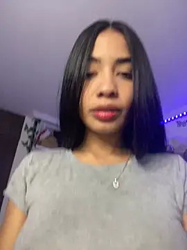 Snapshot of lina_pink chatting on February 22, 8:31 pm lina pink online show from February 22, 8:31 pm