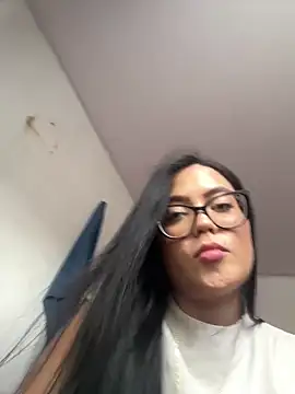 Karla-sexy01 online show from June 5, 7:41 pm