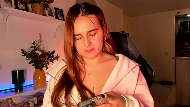 evy orange1 online show from March 11, 12:05 am