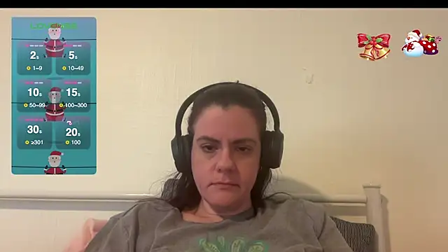 Jess4you0818 online show from December 21, 1:32 pm