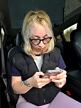 Giuliana baby online show from March 3, 4:03 pm