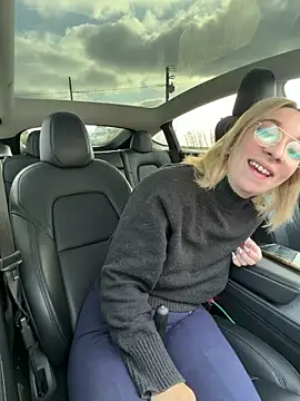 Giuliana baby online show from April 4, 7:17 am