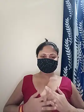 Snapshot of Anjali_88 chatting on April 28, 6:35 pm Anjali 88 online show from April 28, 6:35 pm