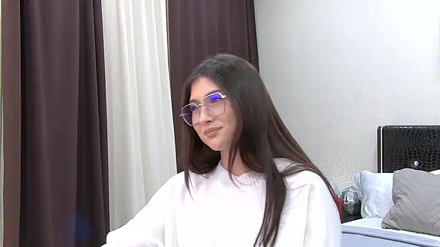 Snapshot of MonicaThompson chatting on January 16, 2:41 pm MonicaThompson online show from January 16, 2:41 pm