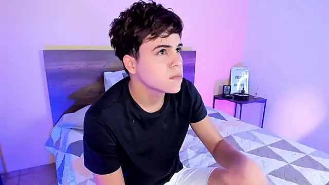 justinbiler online show from January 29, 12:24 pm