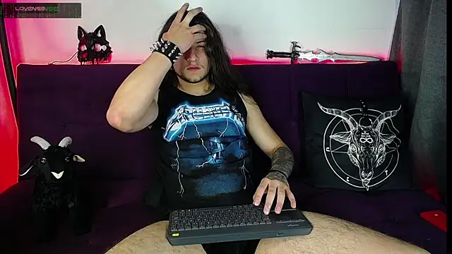 blckwolf 6 online show from February 3, 9:07 pm