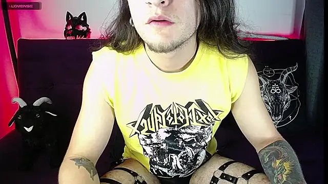 blckwolf 6 online show from February 18, 8:25 pm