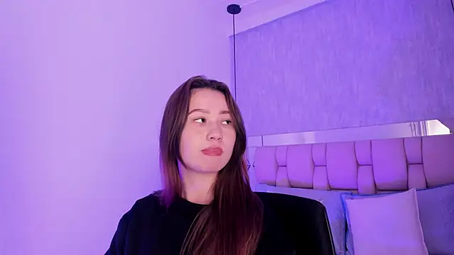 Roxie-Summers11 online show from February 14, 10:47 pm