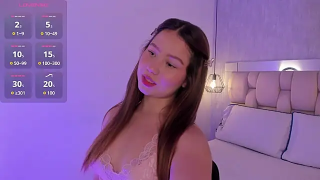 Roxie-Summers11 online show from January 9, 7:37 pm