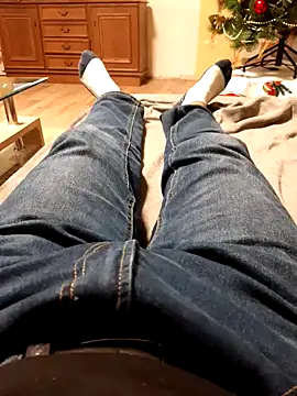 Snapshot of Big_Dick_22_in_Room chatting on December 31, 11:20 am Big Dick 22 in Room online show from December 31, 11:20 am