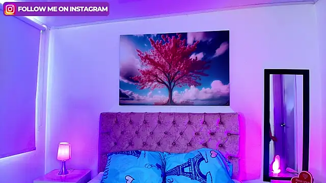 Snapshot of Emma_monserrat chatting on October 8, 7:44 pm Emma monserrat online show from October 8, 7:44 pm