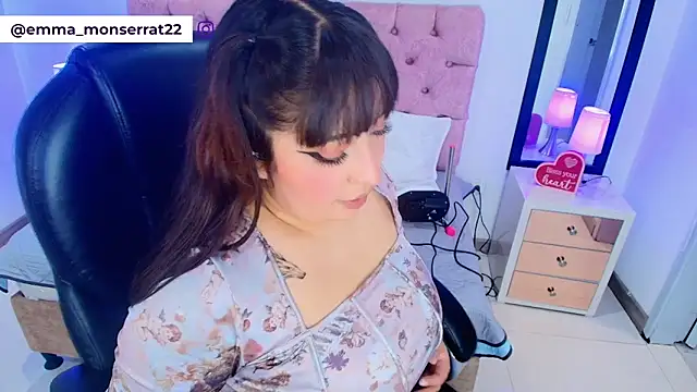 Emma monserrat online show from March 2, 7:32 pm