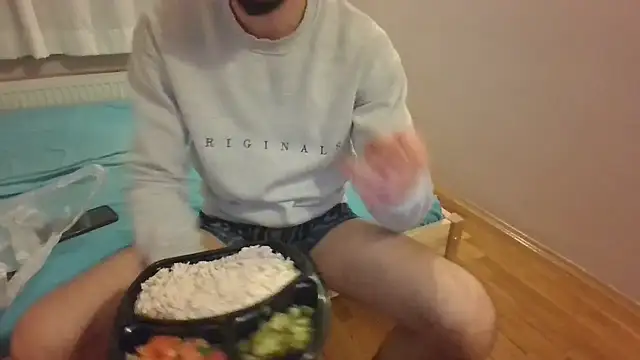 Turkboy 17 online show from January 6, 6:20 pm