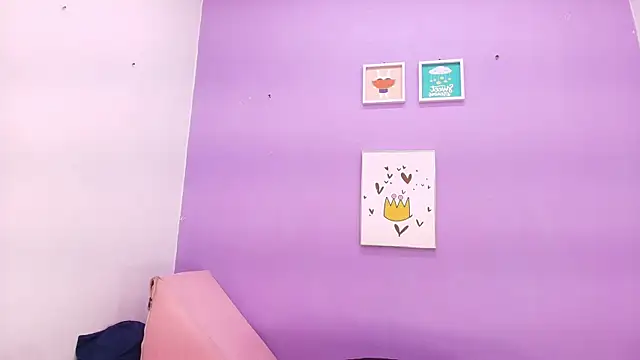 Snapshot of veronica_sinner_ chatting on February 7, 2:58 pm veronica sinner  online show from February 7, 2:58 pm