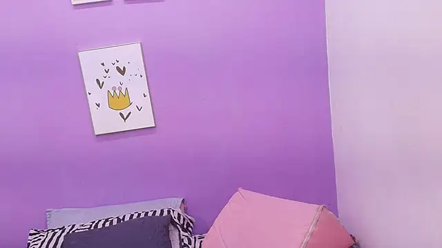 Snapshot of veronica_sinner_ chatting on March 12, 11:53 am veronica sinner  online show from March 12, 11:53 am