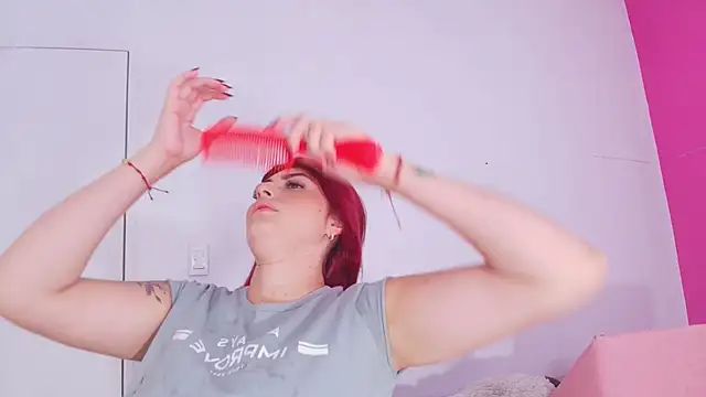 Snapshot of veronica_sinner_ chatting on October 4, 12:03 pm veronica sinner  online show from October 4, 12:03 pm