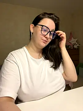 Snapshot of hungry1bunny chatting on November 10, 9:58 pm hungry1bunny online show from November 10, 9:58 pm