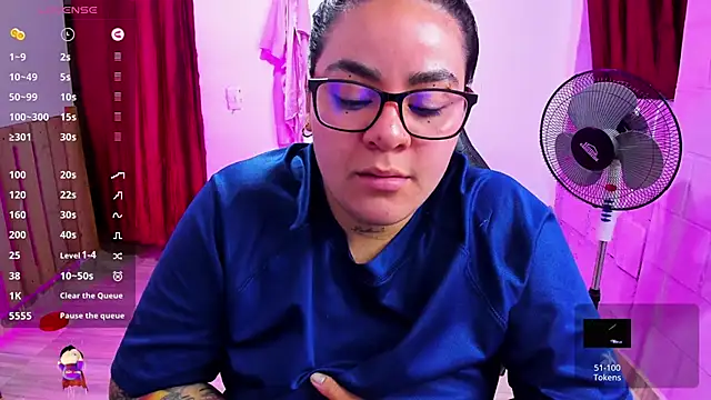 Sharon hils online show from January 6, 3:08 pm