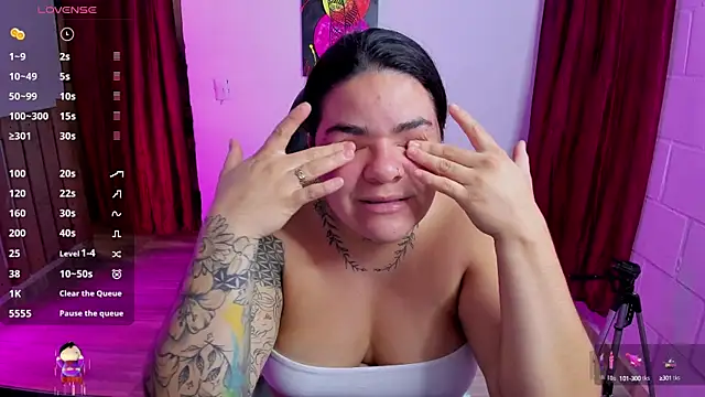 Sharon hils online show from January 27, 2:57 pm