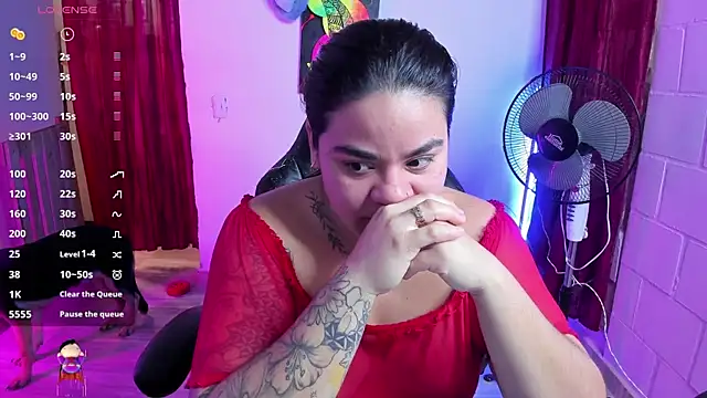 Sharon hils online show from February 9, 3:23 pm