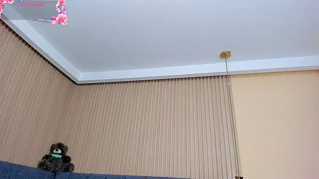 kathecute   online show from December 23, 1:36 am