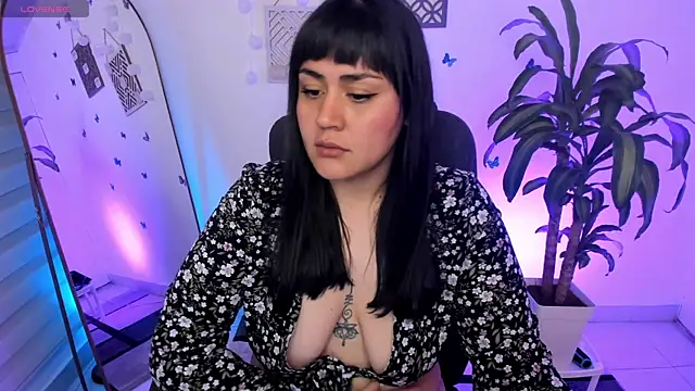 GretaX-X online show from January 18, 11:00 am