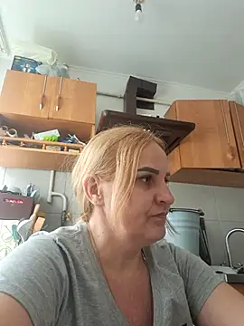 Malichkaanna30 online show from April 14, 11:27 am