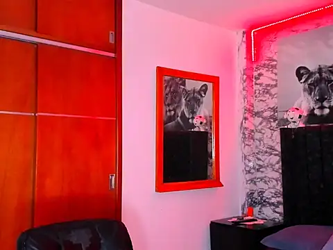 Aaron Toy online show from January 14, 8:25 pm