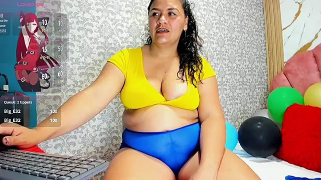Snapshot of valeria_rivera1 chatting on April 20, 7:04 pm valeria rivera1 online show from April 20, 7:04 pm