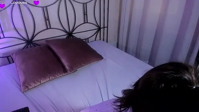 missy taylor  online show from March 7, 2:12 pm