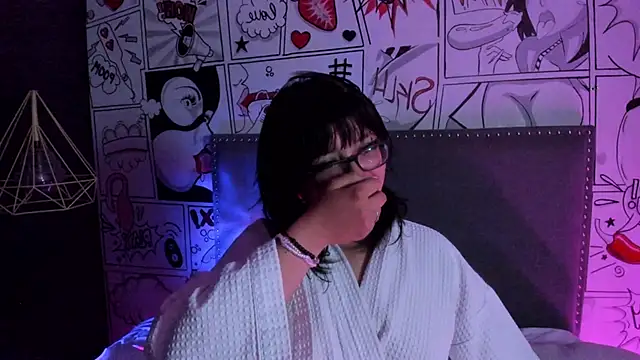 missy taylor  online show from March 21, 2:07 am