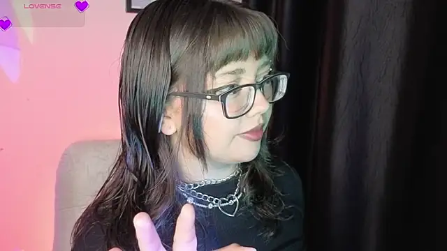 missy taylor  online show from December 20, 2:24 pm