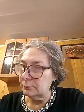 IrinaSweet54 online show from December 15, 7:35 am