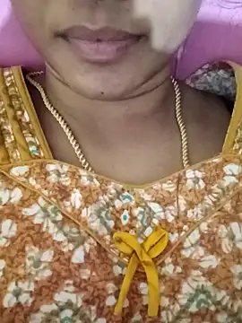 Snapshot of Ambika01 chatting on January 9, 3:04 am Ambika01 online show from January 9, 3:04 am