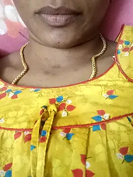 Snapshot of Ambika01 chatting on October 6, 4:54 am Ambika01 online show from October 6, 4:54 am