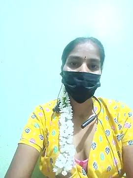 Snapshot of anusiya01 chatting on February 23, 1:42 pm anusiya01 online show from February 23, 1:42 pm