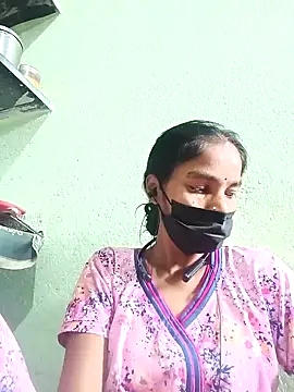 Snapshot of anusiya01 chatting on February 25, 3:52 am anusiya01 online show from February 25, 3:52 am