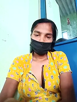 Snapshot of anusiya01 chatting on March 1, 9:18 am anusiya01 online show from March 1, 9:18 am