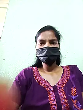 Snapshot of anusiya01 chatting on March 4, 7:30 am anusiya01 online show from March 4, 7:30 am